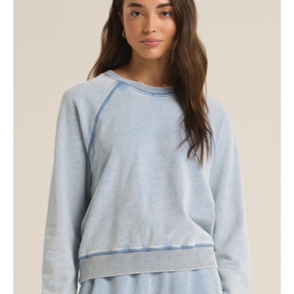 Z Supply Tops - Z Supply saldana knit denim top washed indigo Sweatshirt medium NWT
